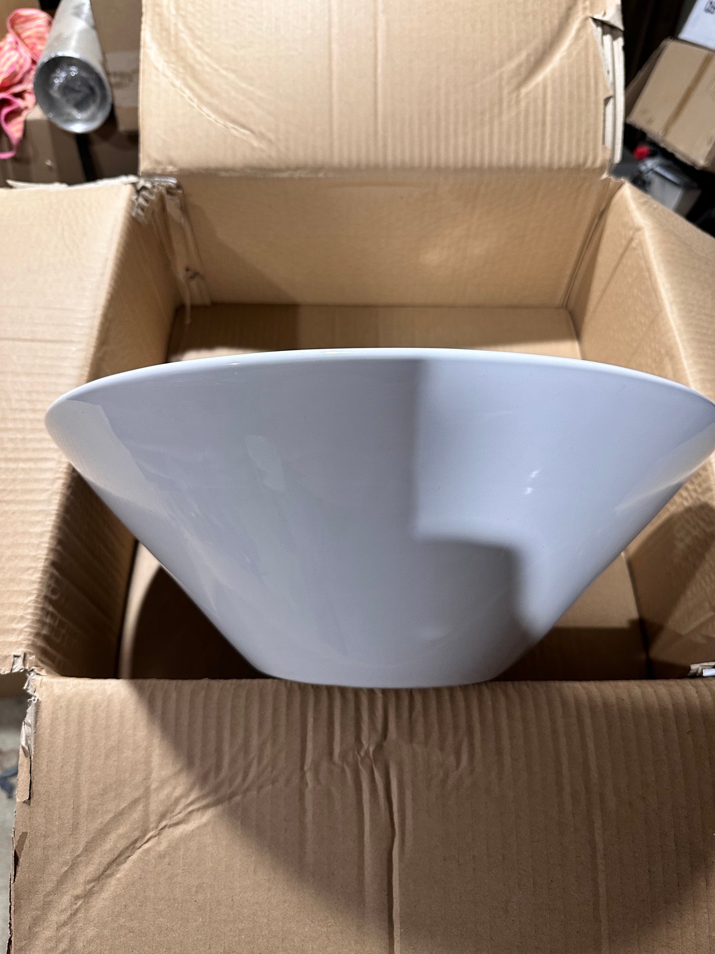 Ceramic basin